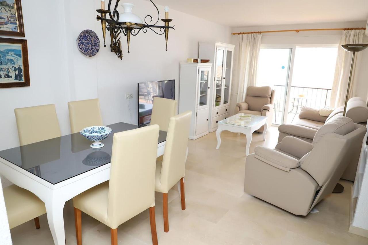 Apartamento En Nerja. Primera Linea De Playa מראה חיצוני תמונה