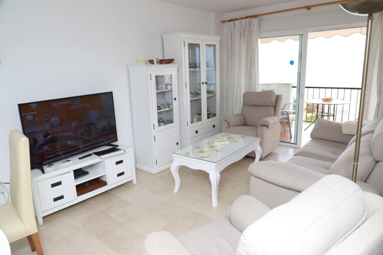 Apartamento En Nerja. Primera Linea De Playa מראה חיצוני תמונה