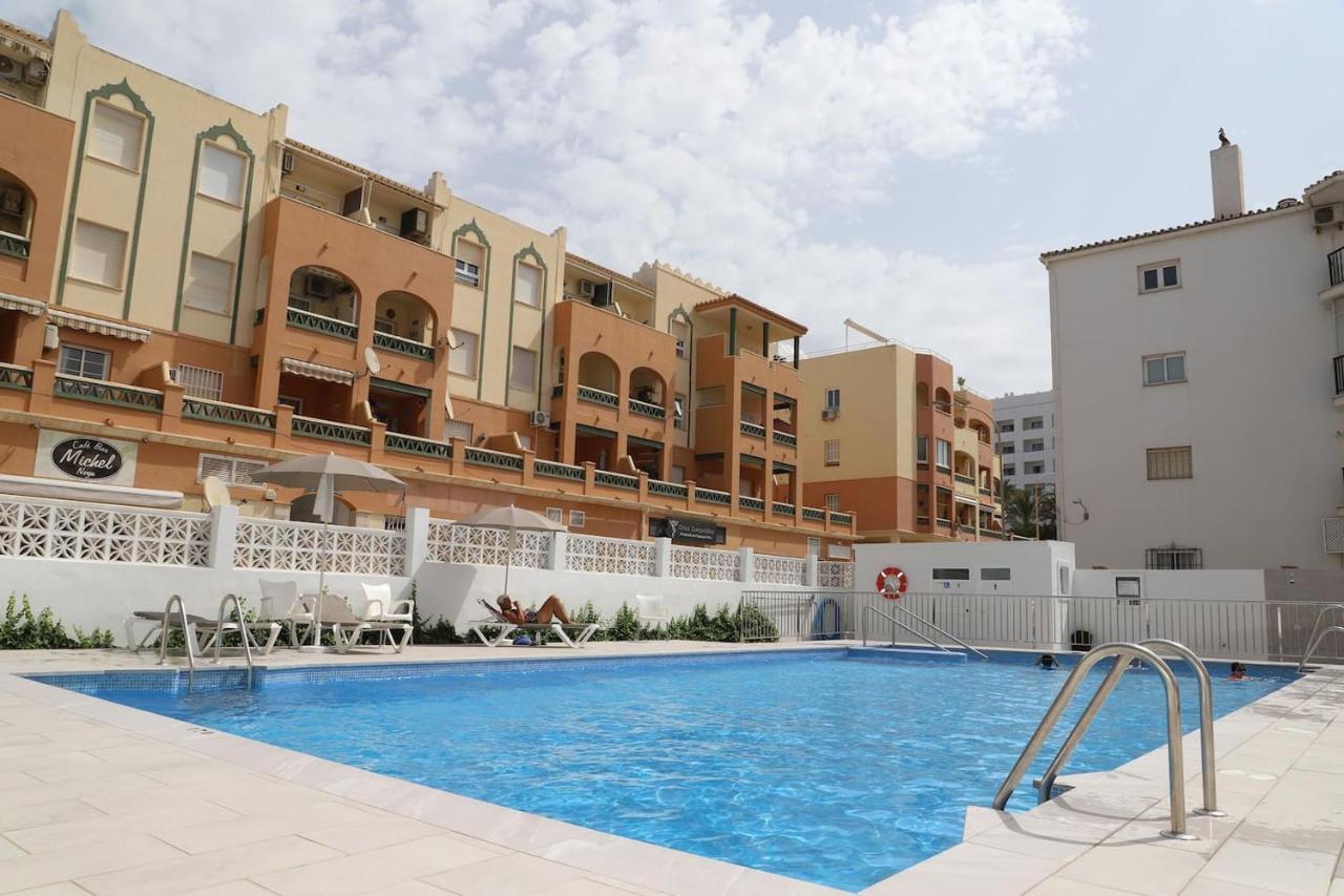 Apartamento En Nerja. Primera Linea De Playa מראה חיצוני תמונה
